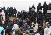 انتقادها از خشونت پلیس آلمان در تخلیه لوتزرات