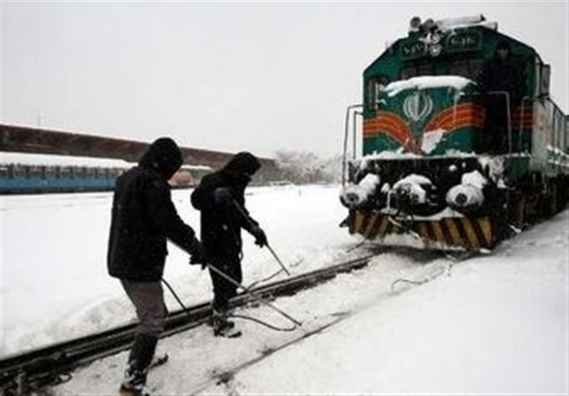 راه آهن 10درصد کنسلی بلیت سفر را لغو کند