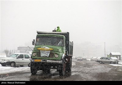  آماده‌باش تمامی ماشین‌آلات تخصصی برف‌روبی شهرداری در نواحی شمالی تهران 