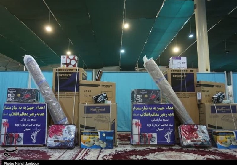 اهدا 400 سری جهیزیه به زوج‌های نیازمند در اصفهان