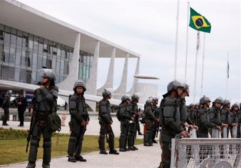 رئیس جمهور برزیل نیروهای امنیتی کاخ ریاست جمهوری را عزل کرد