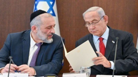 نتانیاهو، وزیر امور داخلی را برکنار کرد
