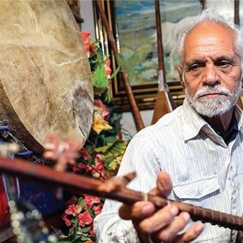 وداع اهالی موسیقی با دوتارنواز خراسانی/ پیکر استاد حداد در مشهد آرام گرفت