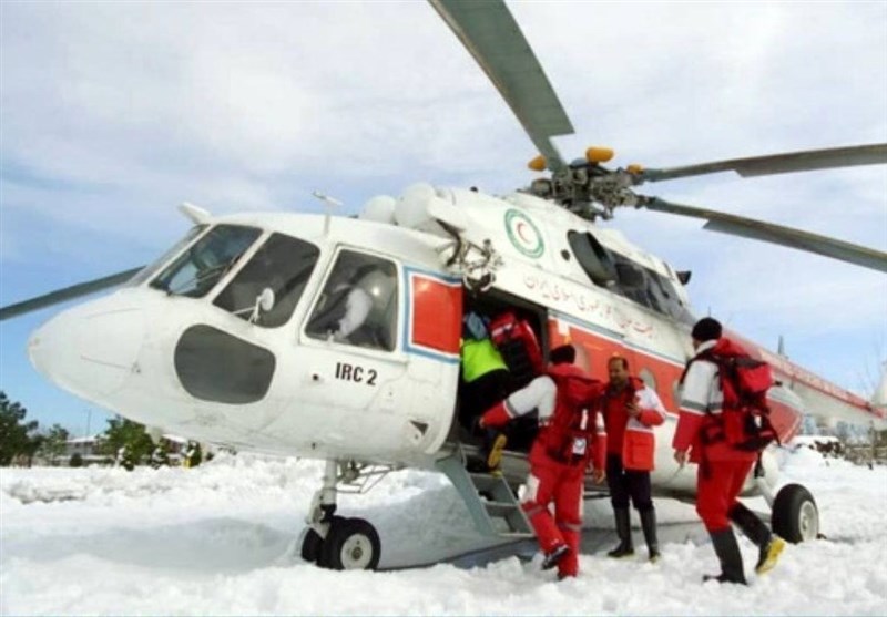 نجات جان کوهنورد 28 ساله توسط تیم امداد هوایی هلال احمر