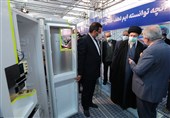 بازدید سه‌ساعته امام خامنه‌ای از نمایشگاه توامندی‌های صنعتی