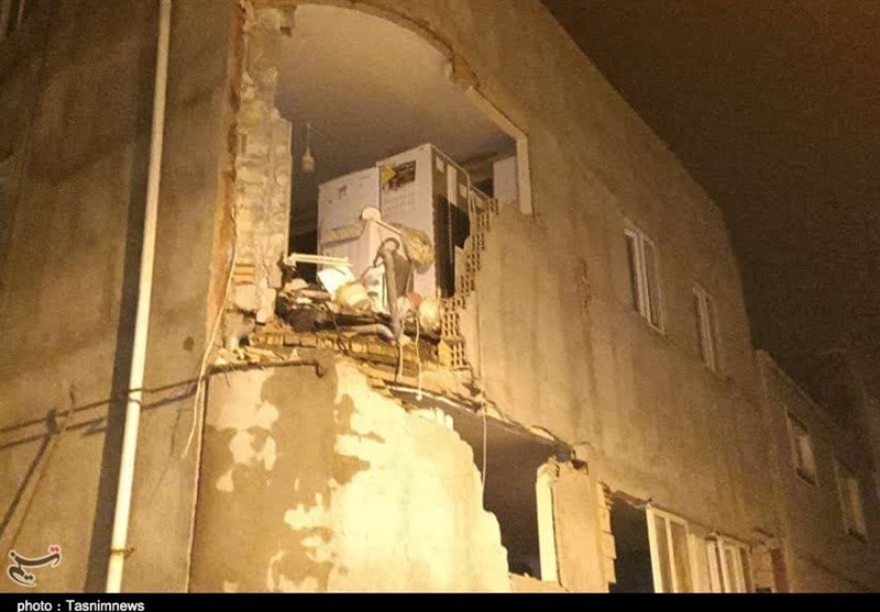 3 Dead, Hundreds Injured As Quake Rattles Northwest Iran
