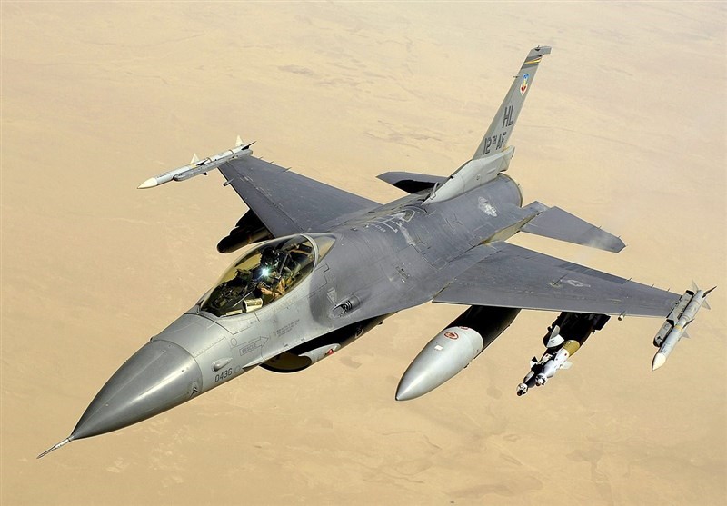 Group of Pentagon Officials Secretly Lobbying Sending F-16 Jets to Ukraine: Reports