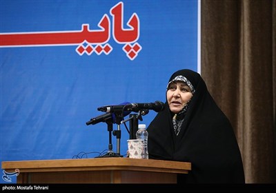 سخنرانی خانم فخرالسادات موسوی همسر شهید احمد یوسفی در اولین رویداد فصل کتاب