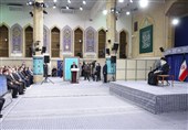 دیدار کارآفرینان، تولیدکنندگان و دانش‌بنیان‌ها با امام خامنه‌ای