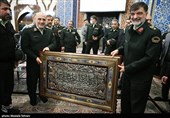 تکریم سردار حسین رحیمی فرمانده انتظامی سابق تهران توسط سردار احمدرضا رادان فرمانده کل انتظامی 