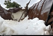 تخریب خانه‌های روستایی کوهرنگ به دلیل بارش سنگین برف
