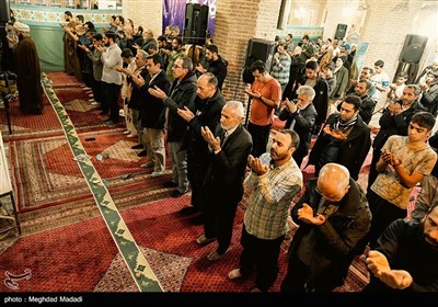 آئین معنوی اعتکاف در مسجد جامع بازار تهران