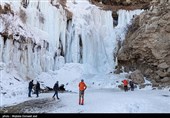 یخ نوردی در آبشار یخی خور خورسلماس