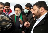 سفر رئیس جمهور به خوی/ گفتوگوی چهره به چهره رئیسی با زلزلهزدگان/ مشکلات باید سریعا برطرف شود + تصاویر