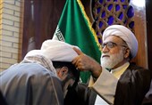 تولیت آستان قدس رضوی: طلاب دستاوردهای انقلاب را برای مردم روشنگری کنند