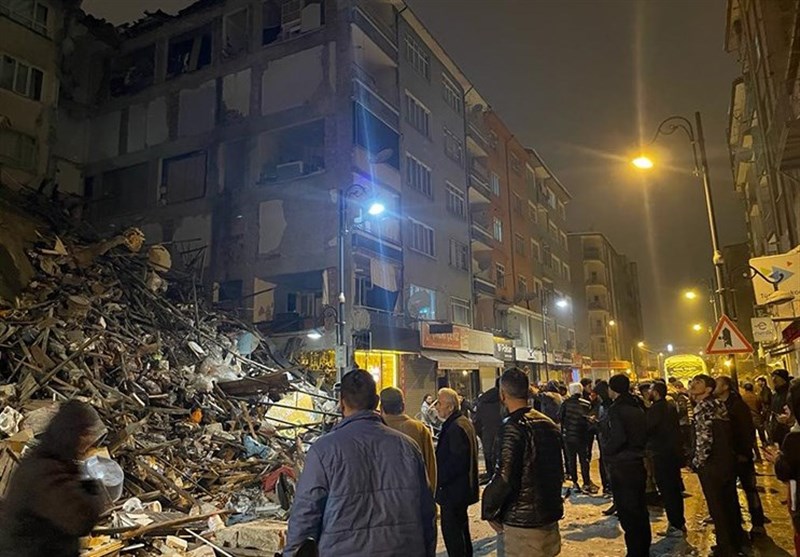 Türkiye&apos;nin Güneyinde Çok Şiddetli Deprem