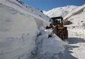 بارش 4 متری برف در ارتفاعات دلفان/ سیستم مخابراتی 50 روستا قطع شد‌ + تصاویر