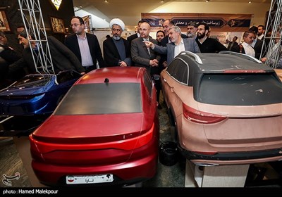 بازدید رئیس مجلس شورای اسلامی از نمایشگاه توانمندی‌های تولید داخل