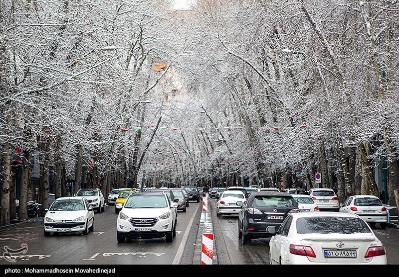 بارش برف و باران در جاده‌های 20 استان/ مردم سفر غیرضروری نروند