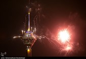 مراسم نورافشانی برج میلاد به مناسب پیروزی انقلاب اسلامی