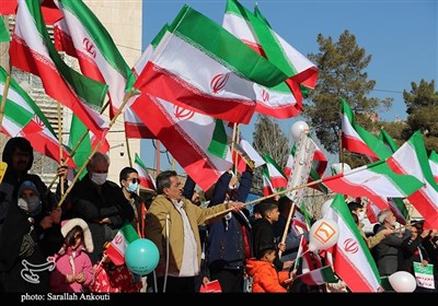 مشاهد جویة لمسیرات انتصار الثورة الإسلامیة فی طهران