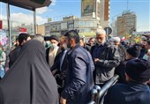 حضور حجت‌الاسلام مجتبی خامنه‌ای در راهپیمایی 22 بهمن تهران