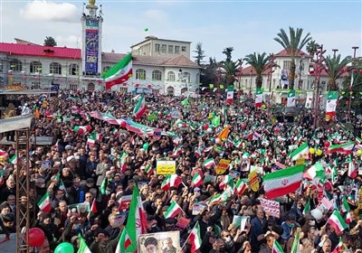 حضور باشکوه ‌مردم استان گیلان در جشن انقلاب