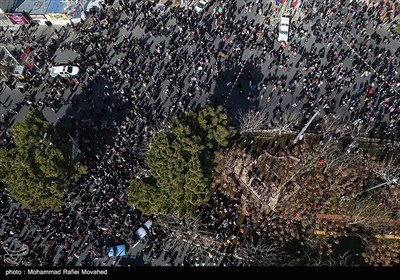 تصاویر هوایی راهپیمایی 22 بهمن در قم 