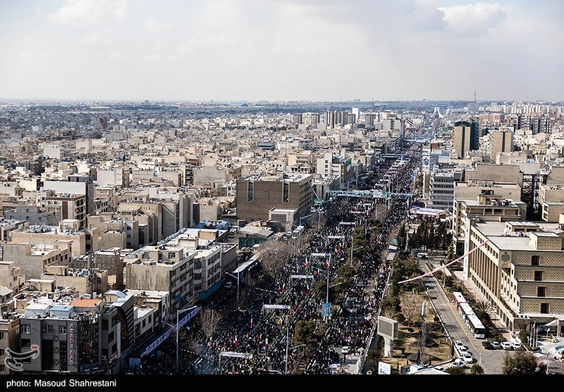حضور مردم در راهپیمایی 22 بهمن رکورد 10 سال اخیر را شکست