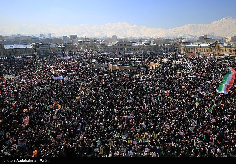 راهپیمایی 22 بهمن در همدان 