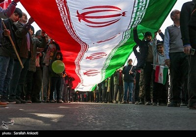 راهپیمایی 22 بهمن در کرمان 