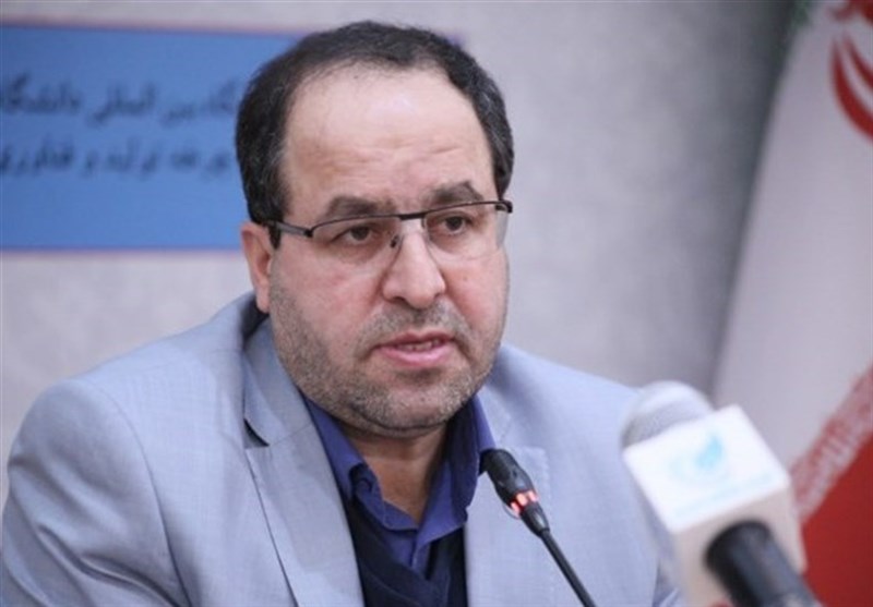 مقیمی: هیچ یک از اعضای دانشگاه تهران بر خلاف قانون بازنشسته نمی شود
