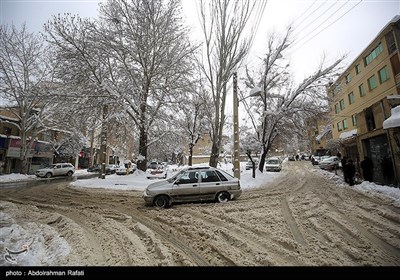 بارش برف در همدان