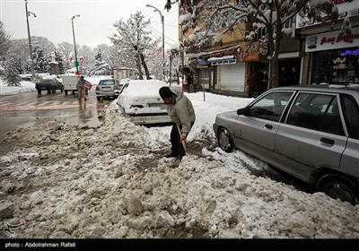 بارش برف در همدان