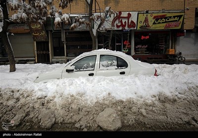 بارش برف در همدان