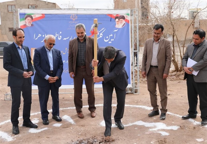 کلنگ احداث 2 مدرسه 12کلاسه در کرمان به زمین زده شد