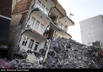 أضرار الزلزال في منطقة أديامان في تركيا