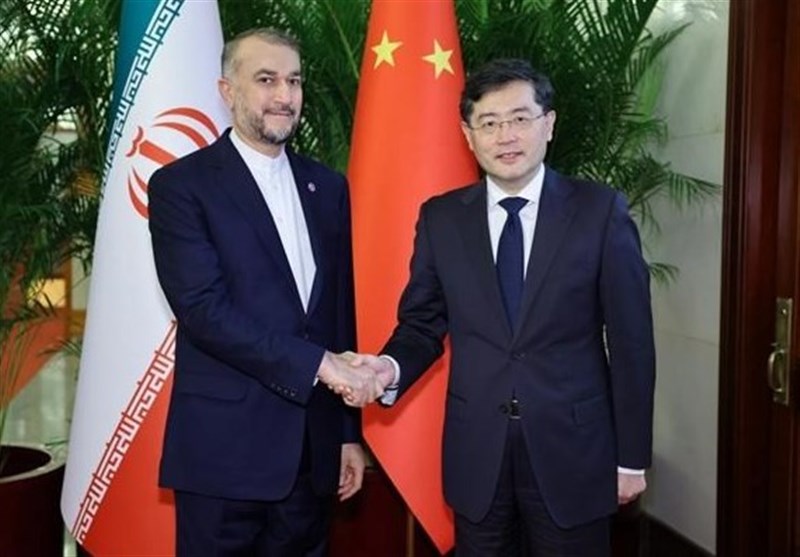 وزیر خارجه چین: پکن از حقوق و منافع مشروع ایران در برجام حمایت می‌کند