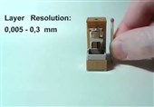 فیلم// تولید کوچک‌ترین چاپگر سه‌بعدی جهان با ابعادی در حد یک چوب کبریت!