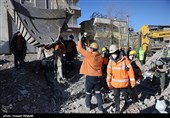 کمک رسانی امدادگران ایرانی به زلزله زدگان در شهر آدی‌یامان ترکیه 