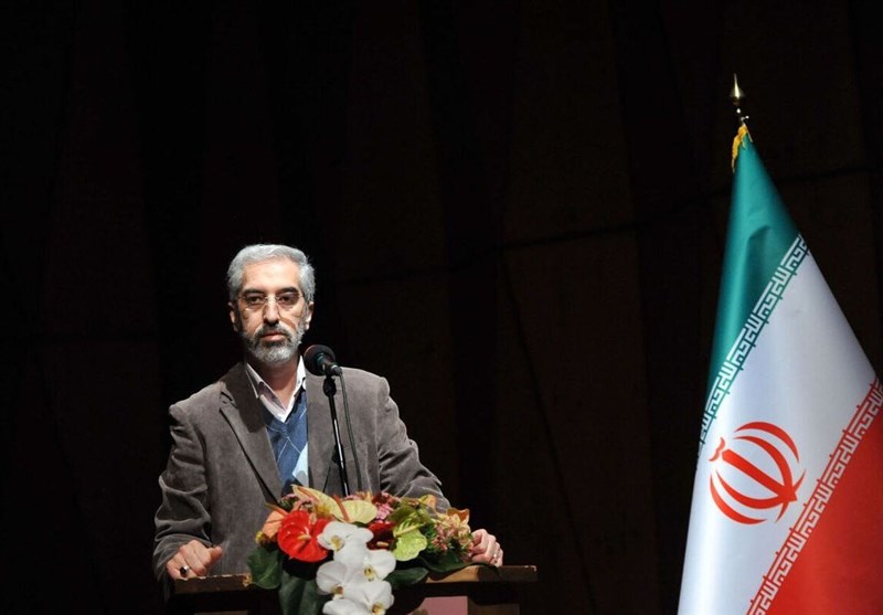 سالاری: امیدوارم دین و وحدانیت همچنان در هنر خوشنویسی ایران بدرخشد