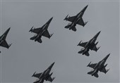 لهستان: ما به اوکراین جنگنده‌های میگ می‌دهیم/ آماده تحویل F-16 به اوکراین نیستیم