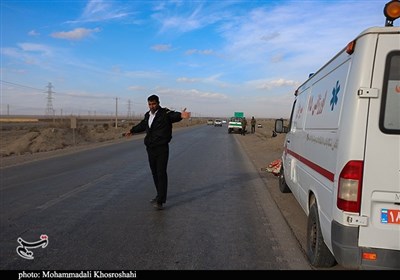4 مصدوم در پی واژگونی خودروی میهمانان نوروزی در جاده شوشتر به سمت دزفول