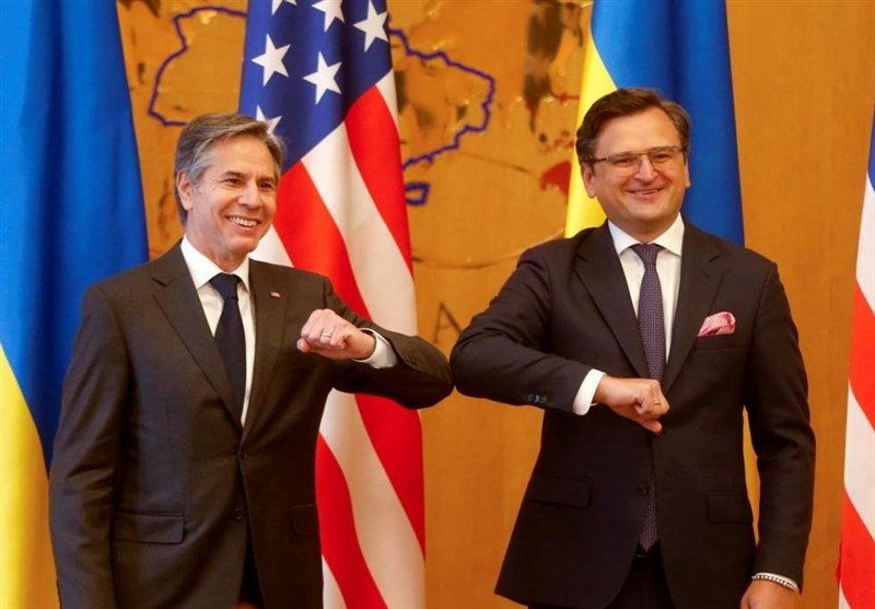وزیر خارجه آمریکا از بسته کمک‌های نظامی جدید به اوکراین خبر داد