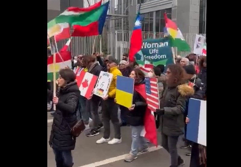 اجتماع ضدایرانی در بروکسل با پرچم‌های تجزیه‌طلبان