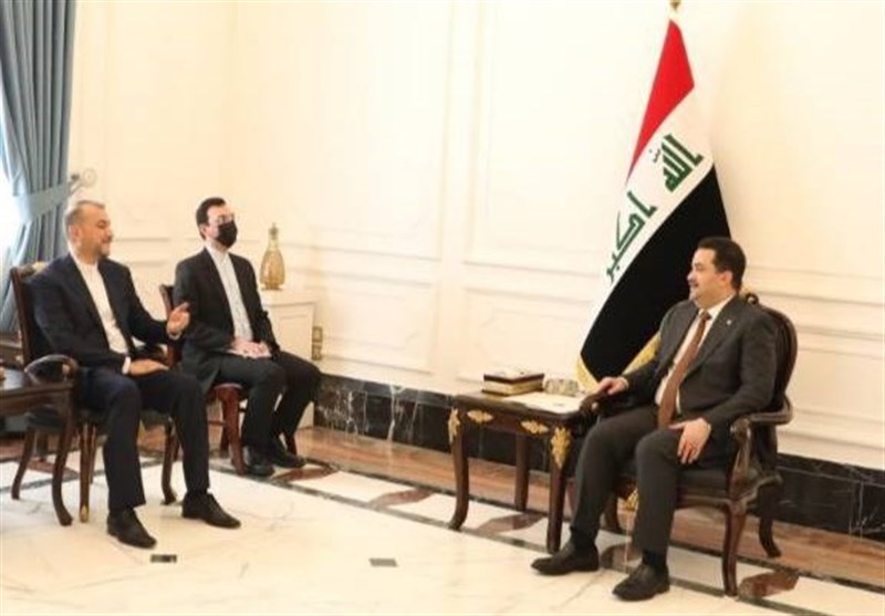 Iranian FM Meets Iraqi President, PM in Baghdad