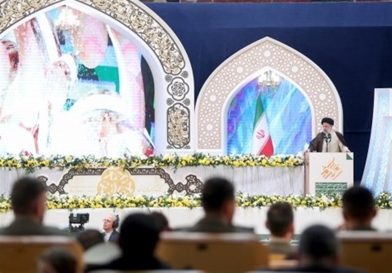 Quran Seeks to Build A Society that Neither Oppresses Nor Accepts Oppression: Iran President