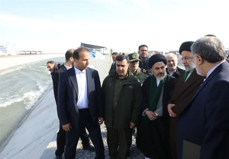 افتتاح سامانه انتقال آب به دریاچه ارومیه با حضور رئیس جمهور/ رهاسازی آب به بزرگ‌ترین پروژه زیست‌محیطی خاورمیانه + فیلم و تصاویر