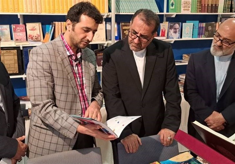 راه‌اندازی مرکز آموزش زبان فارسی در عمان