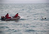 ناجیان غریق در 19 شناگاه مجاز نوار ساحلی استان بوشهر مستقر شدند